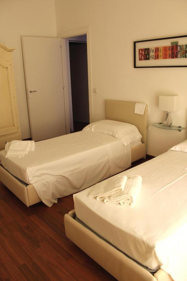 Casanova Appartement Alba  Buitenkant foto